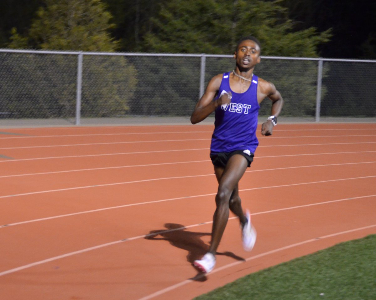 . @TWHSTrack senior <a href="/LENNYNJOROGE4/">Lenny Njoroge I @kansastfxc I @kuengineering</a> notches distance double in Bob Camien/Claudia Welch Invitational to pace Shawnee County boys contingent. <a href="/SeamanTrack/">Seaman High Track</a> <a href="/RuralTF/">WRTrack&Field</a> <a href="/HPHSATHLETICS/">HPHS Scots of Topeka Ks</a> ...
topsports.news/news/3190-west…