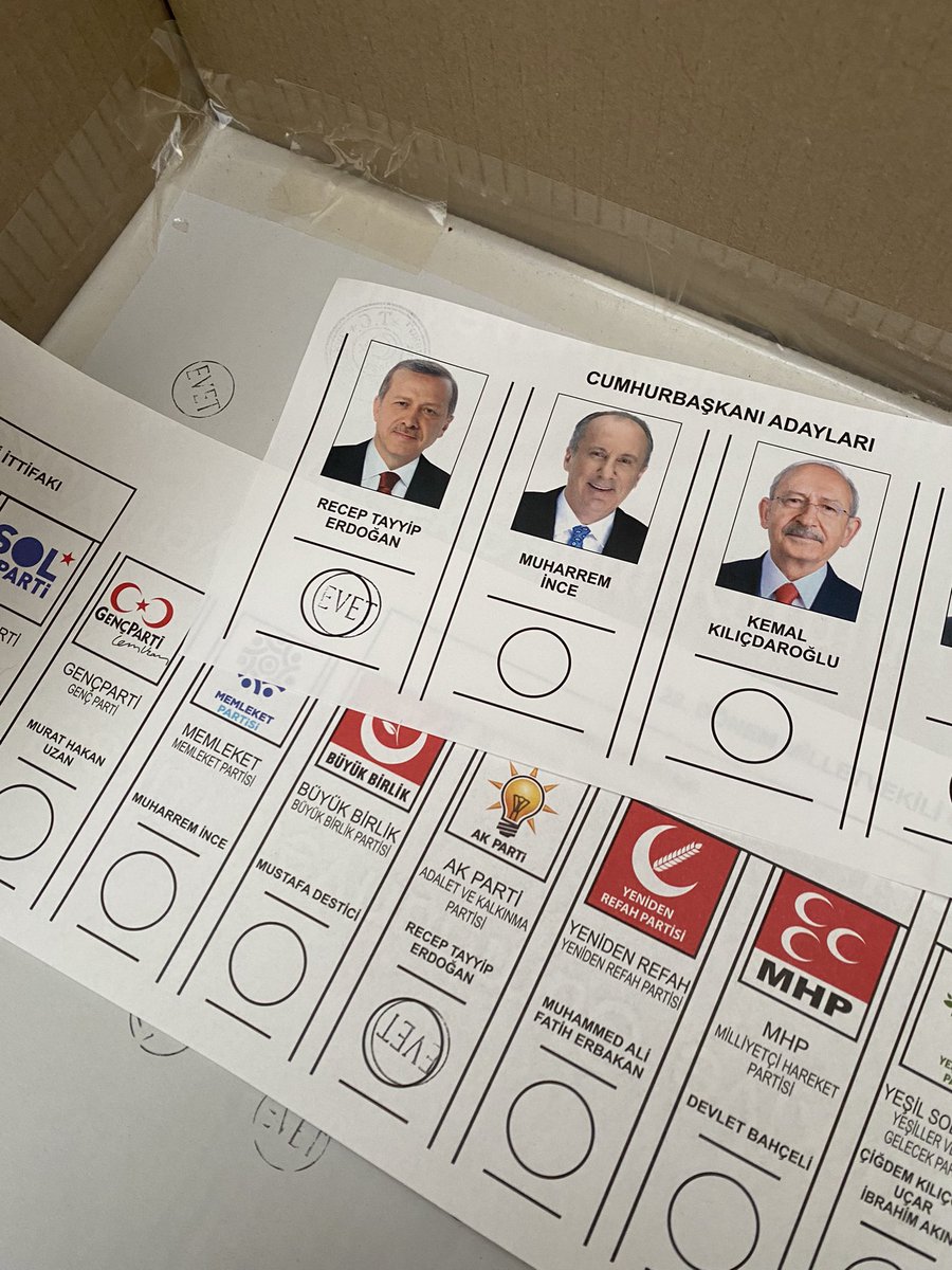 dikkat ! attığın oy mehmetçiğe kurşun olmasın ☝🏼