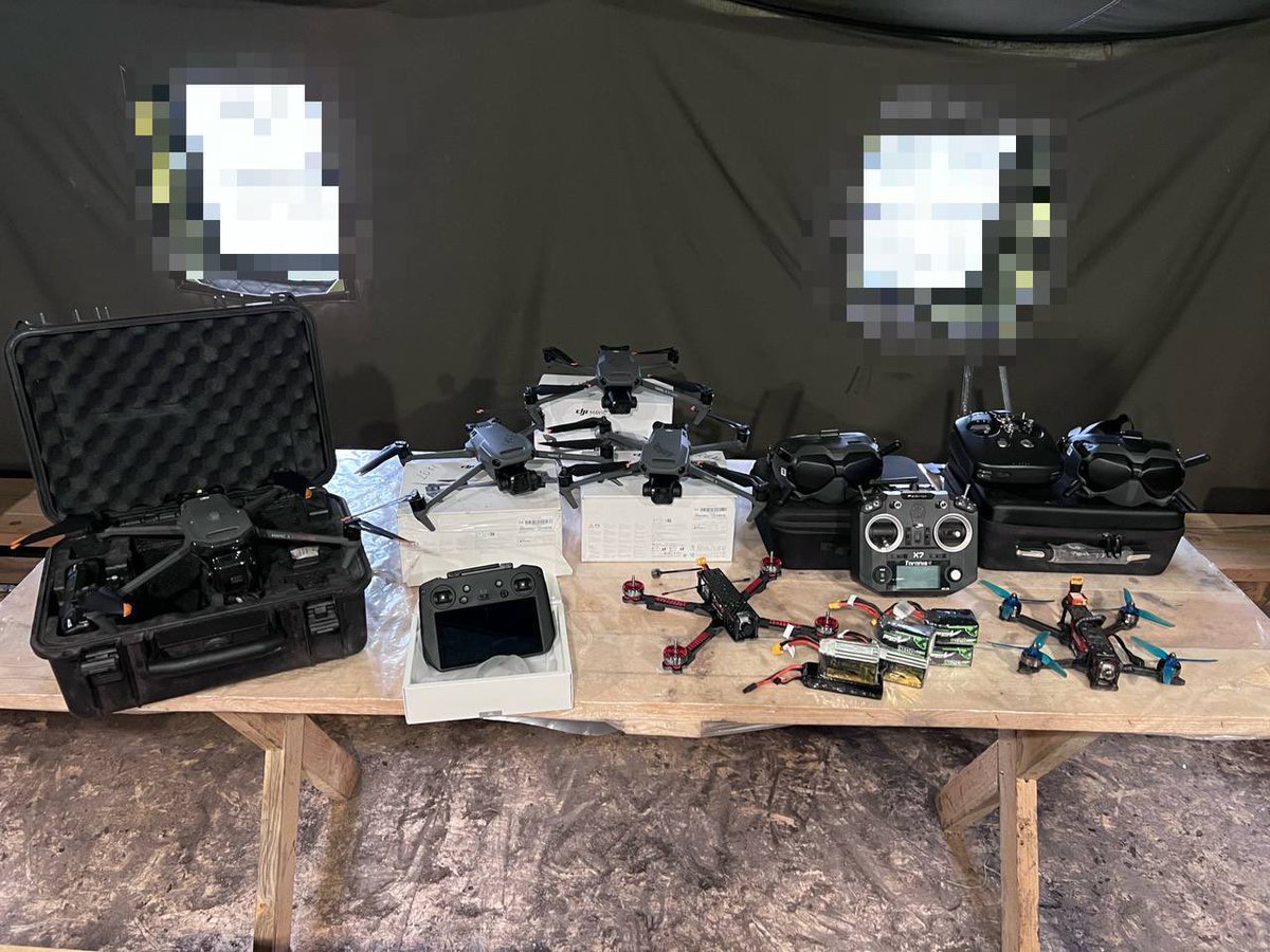bad_monday_'s tweet photo. Ми придбали: 
⁃ Mavic 3T - 1 шт
⁃ Mavic 3 Cine - 3 шт
⁃ FPV дрон(7  дюймів)+окуляри DJ+пульт керування+батареї
⁃ FPV дрон(5 дюймів)+окуляри DJ 
+пульт керування+батареї
Усім дякуємо за донати та підтримку! Скоро ми покажемо відео нашої роботи по  знищенню кцпв
Слава Нації! https://t.co/U8AjYP79PJ