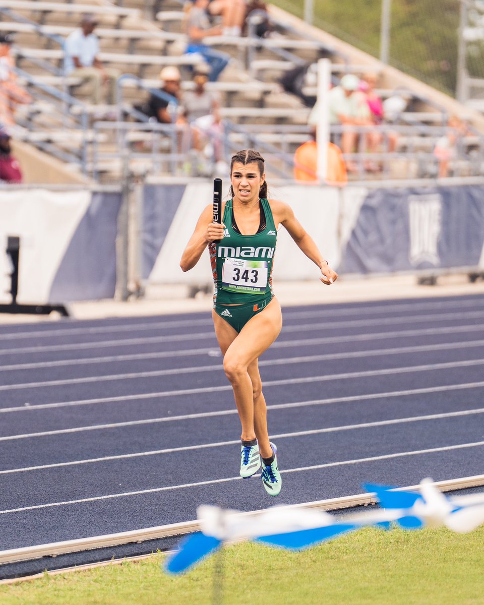 CanesTrack's tweet photo. Our women’s 4x400 gets it done in Jacksonville with a first place finish time of 3:35.42 🤩🔥🥇 https://t.co/FIVX8lrBqt