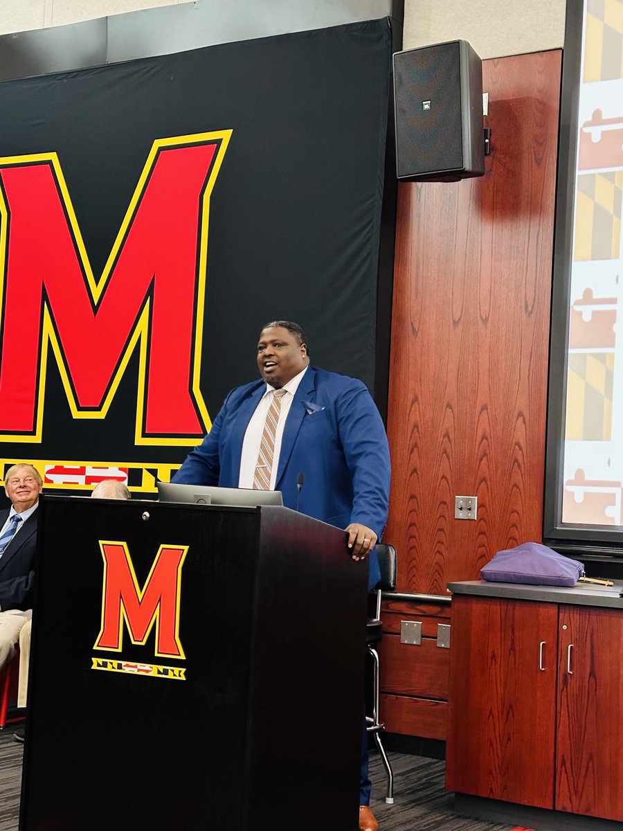 milfordpride's tweet photo. Congratulations to Coach Reggie White for his induction into the Maryland High School Football Coaches Hall of Fame! He’s an outstanding man who has touched many lives. We are proud of you! Miller Pride💚💚 ⁦⁦@WearemilfordFB⁩ ⁦@MilfordMillAcad⁩ https://t.co/cuVTyaUUDQ