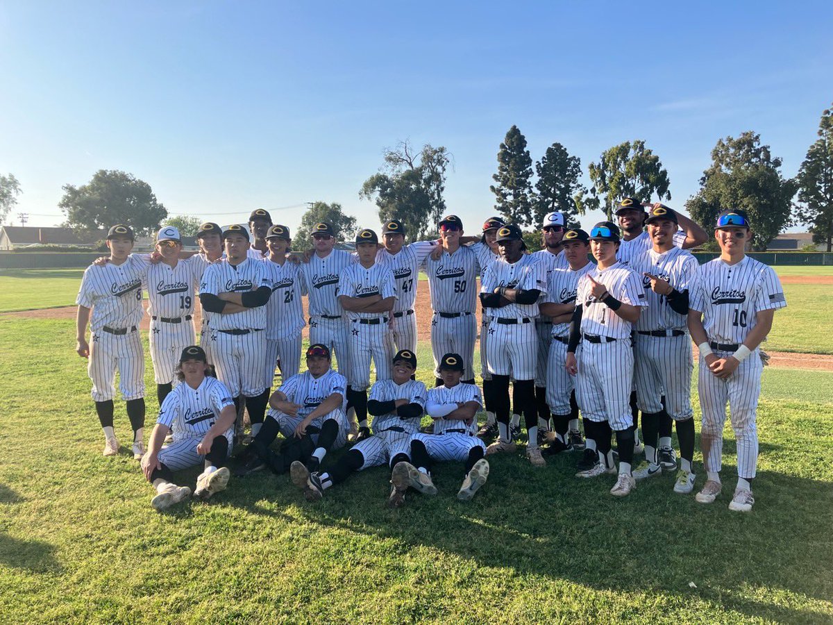 carterdchi's tweet photo. League Champs once again!
Lead off double and closed the game with a K. https://t.co/uIGlIVxySk