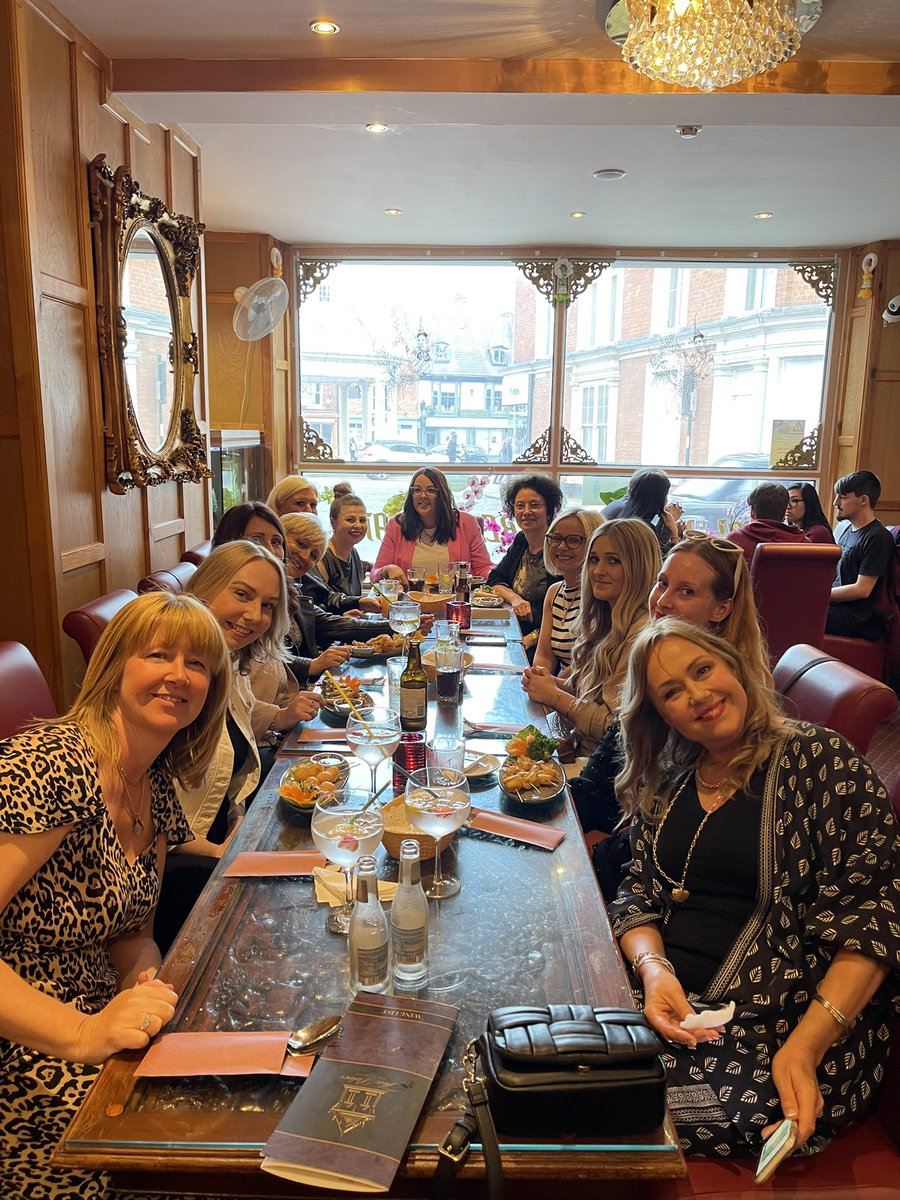 DaniPxx's tweet photo. Had the best send off with the most wonderful team 💙👶🏻💙 Thank you to you all 😘 @WeAreMV_ Baby boy has some great MV aunties waiting to meet him. https://t.co/Bup9GjGOgg