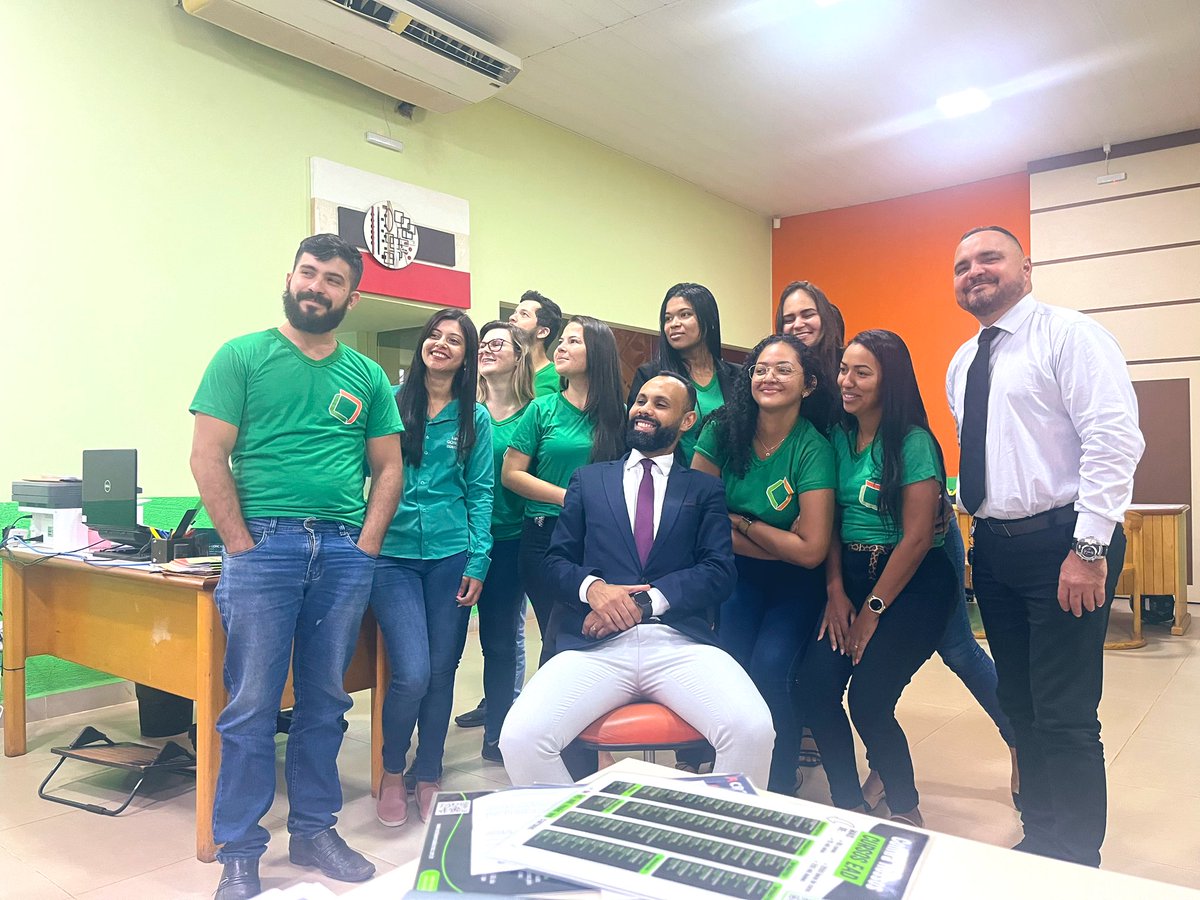 Chegou o tempo de se fazer uma grande obra por meio dos colportores. TS2 534.2