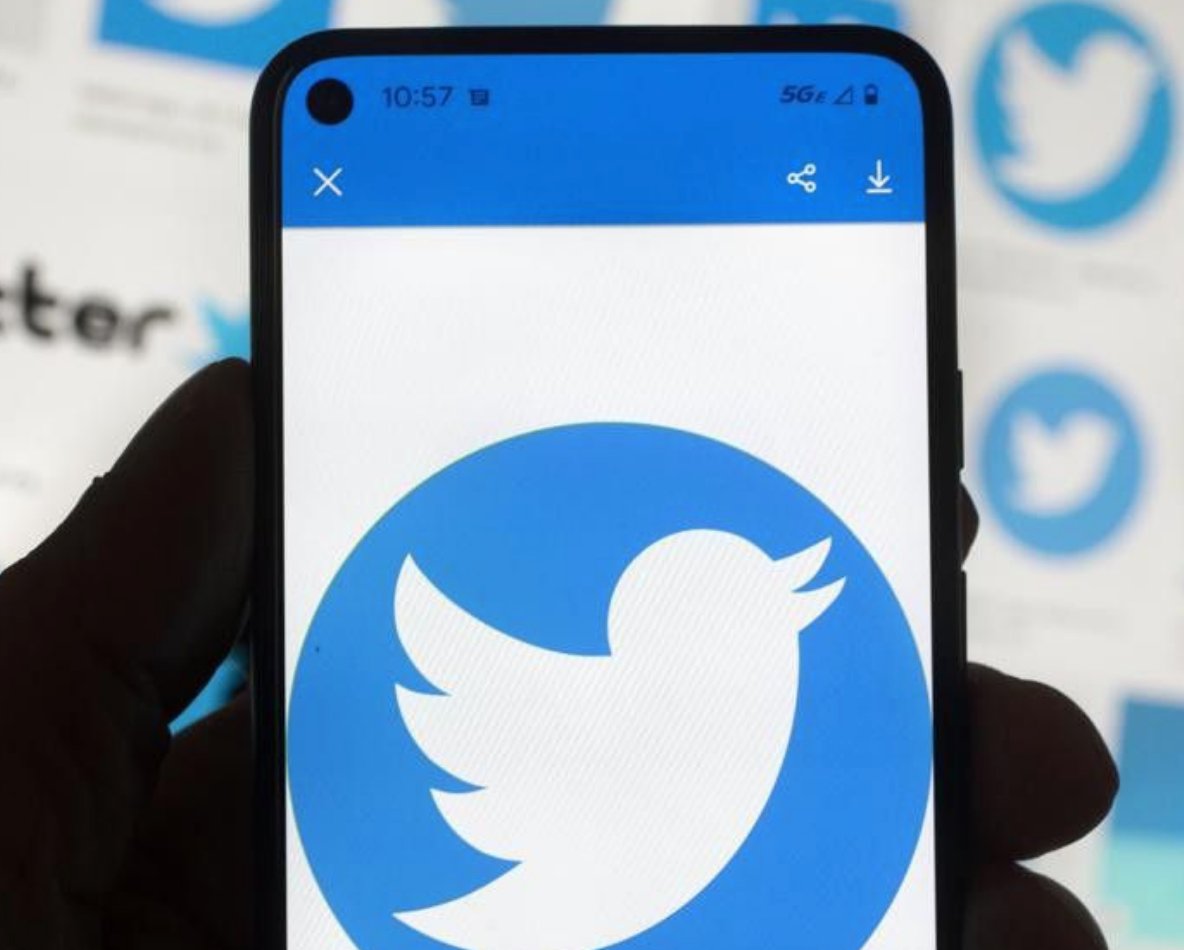 krassenstein's tweet photo. Why Twitter can Change the 'Media Outrage Culture':

Cable News:
Outrage = viewership
Viewership = more ads dollars

Online Media:
Outrage = more readers
More readers = more ads views and clicks

Social Media:
Outrage = followers & engagement
Followers & Engagement =  money

What if we could change that model somehow on Twitter?  

- What if it wasn't outrage that got amplified, but instead dialogue?

- This is what Twitter's algorithm is actually trying to do.  It's amplifying discussion over likes and retweets. 

- For all those people attacking Twitter, Twitter is actually trying to solve the issues that no one else dared to touch.

You are MISSING the bigger picture.