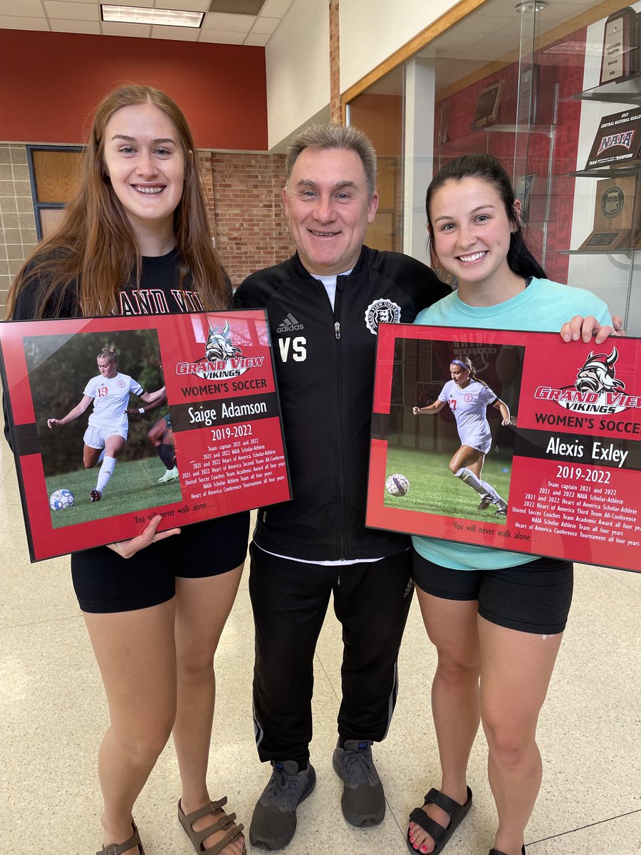 GVUWS_YWNWA's tweet photo. One journey ends and another begins…Good luck in the next chapter of your life to all of our 15 seniors!
#YNWA #SURG’D https://t.co/fhnnvla3L3