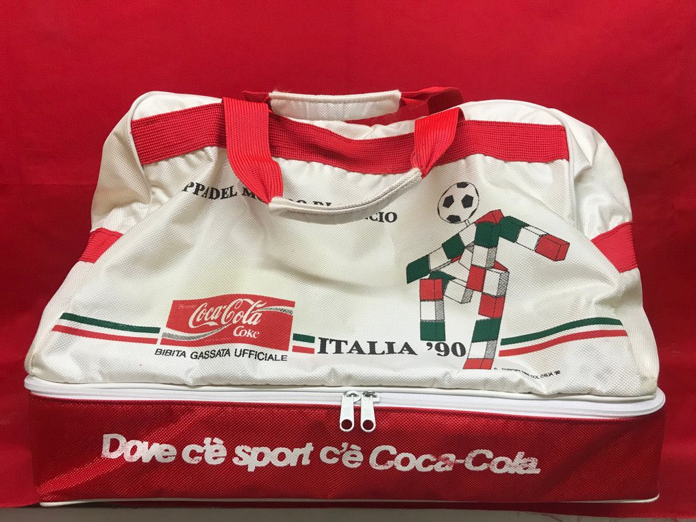 Coke x Italia 90 was pretty hot 🇮🇹