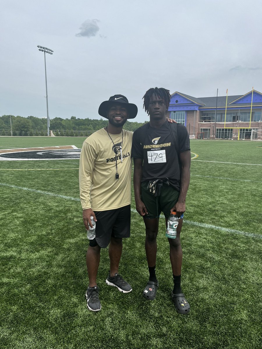 Travija austin tweet media