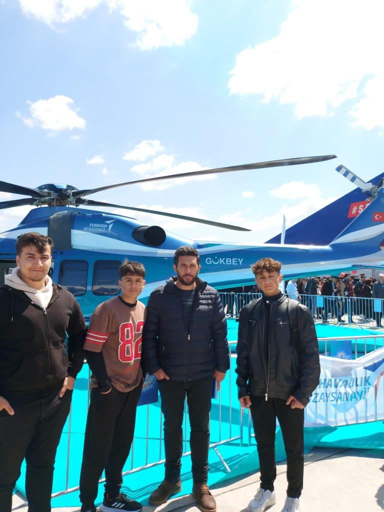 SAMTAL34's tweet photo. Okulumuz, öğretmen ve öğrencileri ile teknofestte katılım sağladı.
#TEKNOFEST2023 https://t.co/ppgRbKqh3S