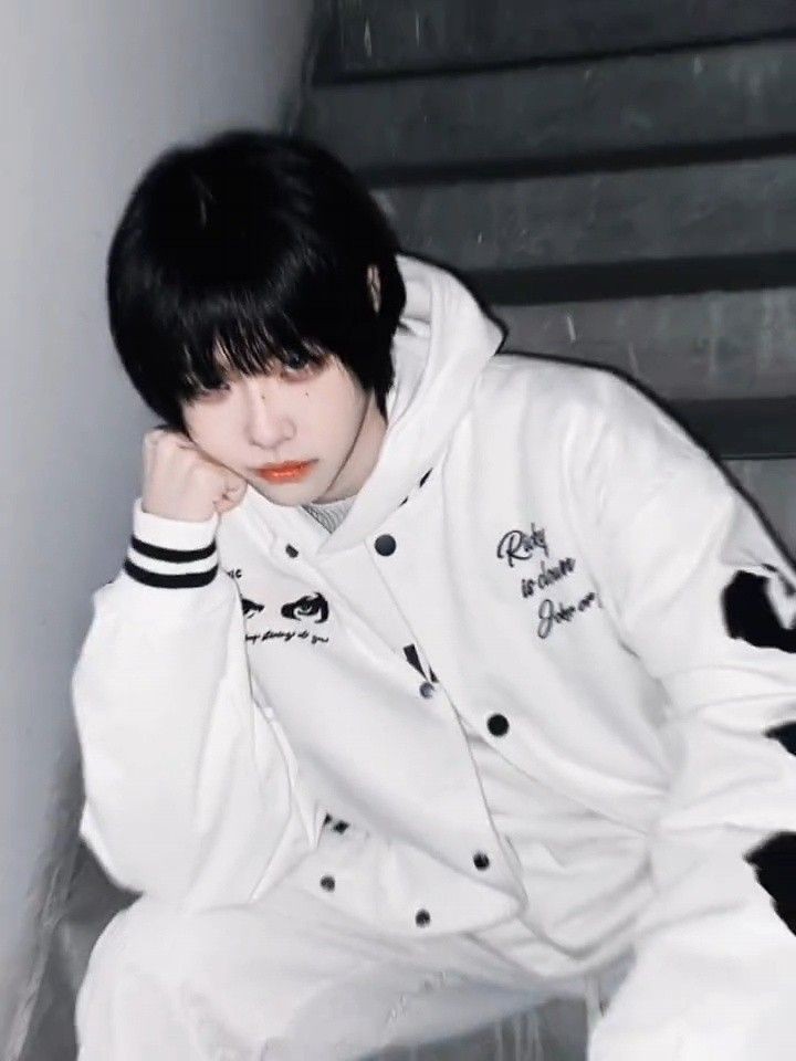 yoursbitchboy's tweet photo. 🐾 https://t.co/uTkXdp6L1z