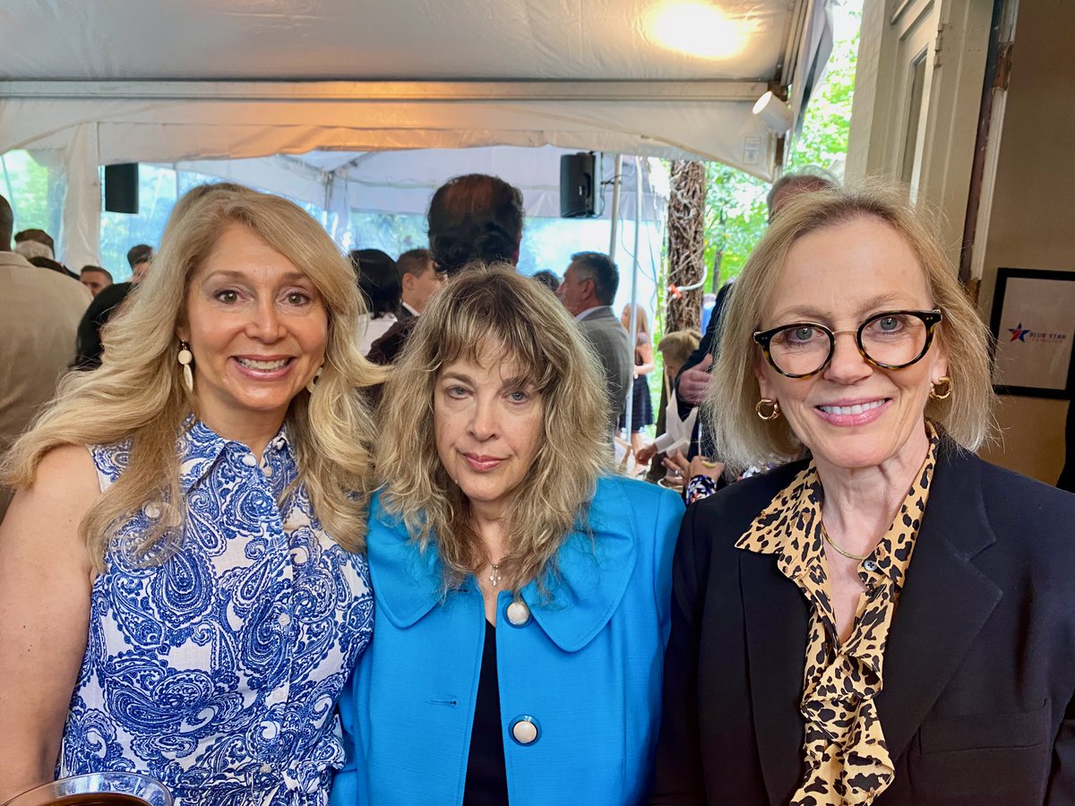 Hollywood on Potomac (@hollywoodonthe) on Twitter photo Garden Brunch 30th Anniversary hosted by <a href="/haddadmedia/">Tammy Haddad</a> <a href="/Markein/">Mark Ein</a> <a href="/SallyEin/">Sally Stiebel Ein</a> @KevinSheekey <a href="/SRuhle/">Stephanie Ruhle</a> Jon Banner Franco Nuschese <a href="/kelleymc/">Kelley McCormick</a> <a href="/GayleKing/">Gayle King</a> <a href="/davidadler/">David Adler</a> Dan Meyers <a href="/teresacarlson/">Teresa Carlson</a> <a href="/CraigMinassian/">Craig Minassian</a> highlighting Blue Star Families Photos: Janet Donovan Garden Brunch 30th Anniversary hosted by <a href="/haddadmedia/">Tammy Haddad</a> <a href="/Markein/">Mark Ein</a> <a href="/SallyEin/">Sally Stiebel Ein</a> @KevinSheekey <a href="/SRuhle/">Stephanie Ruhle</a> Jon Banner Franco Nuschese <a href="/kelleymc/">Kelley McCormick</a> <a href="/GayleKing/">Gayle King</a> <a href="/davidadler/">David Adler</a> Dan Meyers <a href="/teresacarlson/">Teresa Carlson</a> <a href="/CraigMinassian/">Craig Minassian</a> highlighting Blue Star Families Photos: Janet Donovan