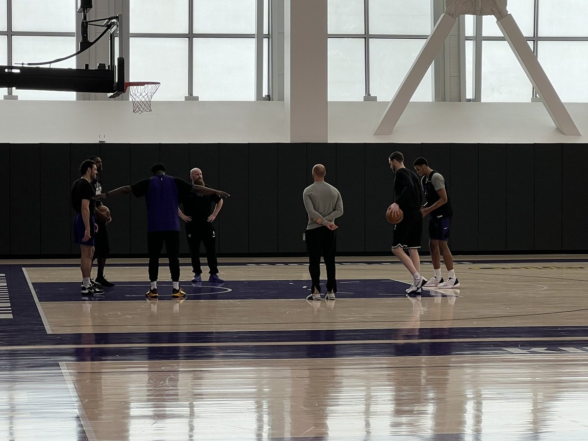 James_HamNBA's tweet photo. After playing 45 minutes last night, Keegan Murray is the last King on the practice court today. https://t.co/0fYzrU3cAx
