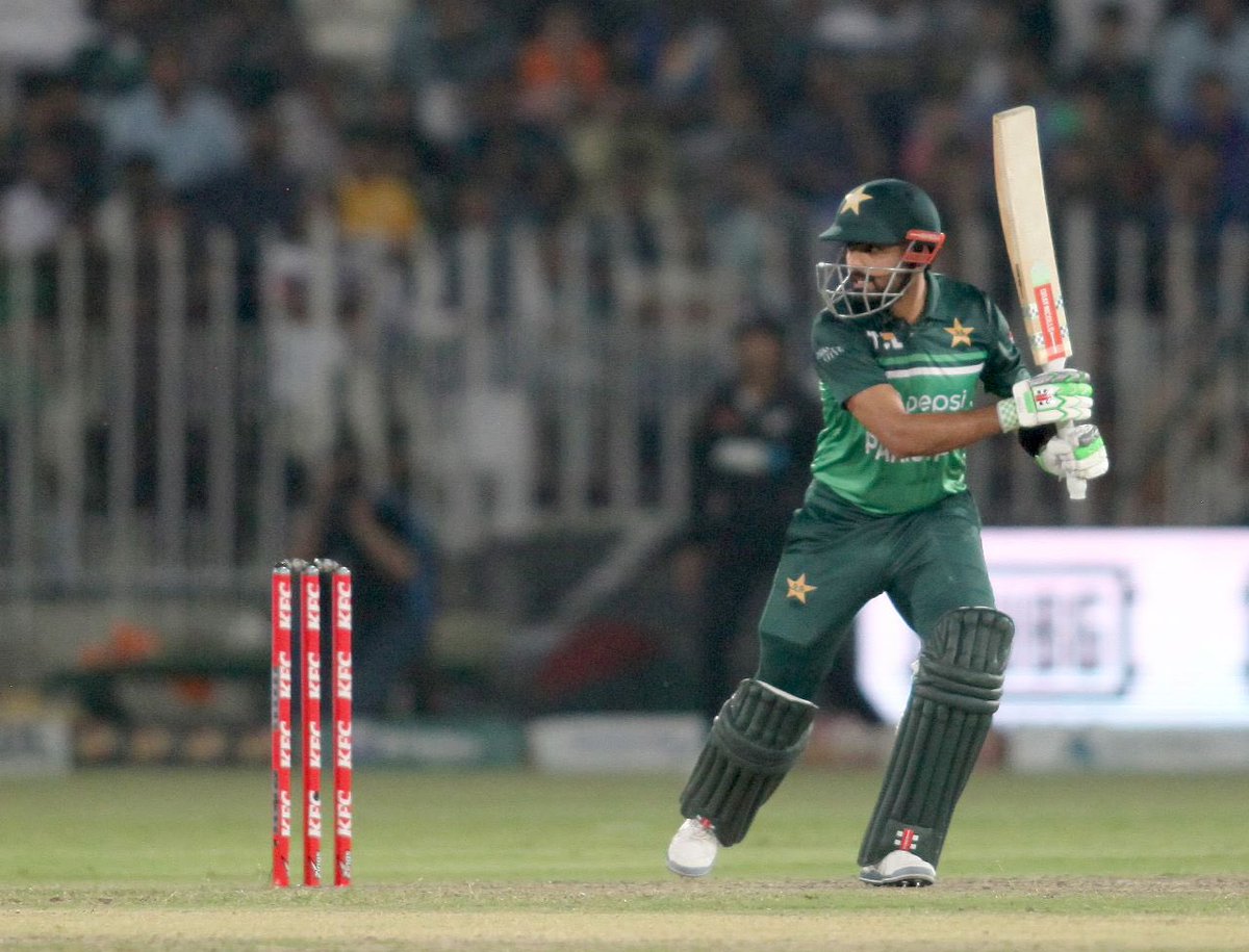 babarazam258's tweet photo. Yet another fantastic win! 

Pindi crowd was amazing as usual. See you all in Karachi. ⚡🏏 https://t.co/Gys6VKN6ta