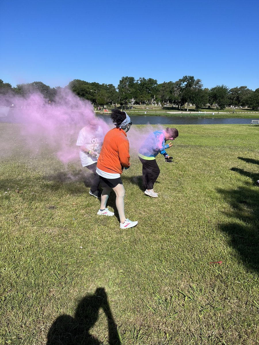 Krislsanchez's tweet photo. First annual Community Color run. Had so much fun!  Even got our former AP!  @BluebonnetLions @LockhartISD https://t.co/N8imU6CoxH