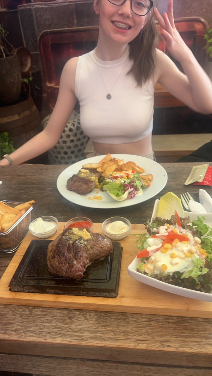 JasonRReynolds5's tweet photo. Steak night with Hollie. Reflecting on our time out here in Germany #Erasmus23 https://t.co/lDnpCKQaAd