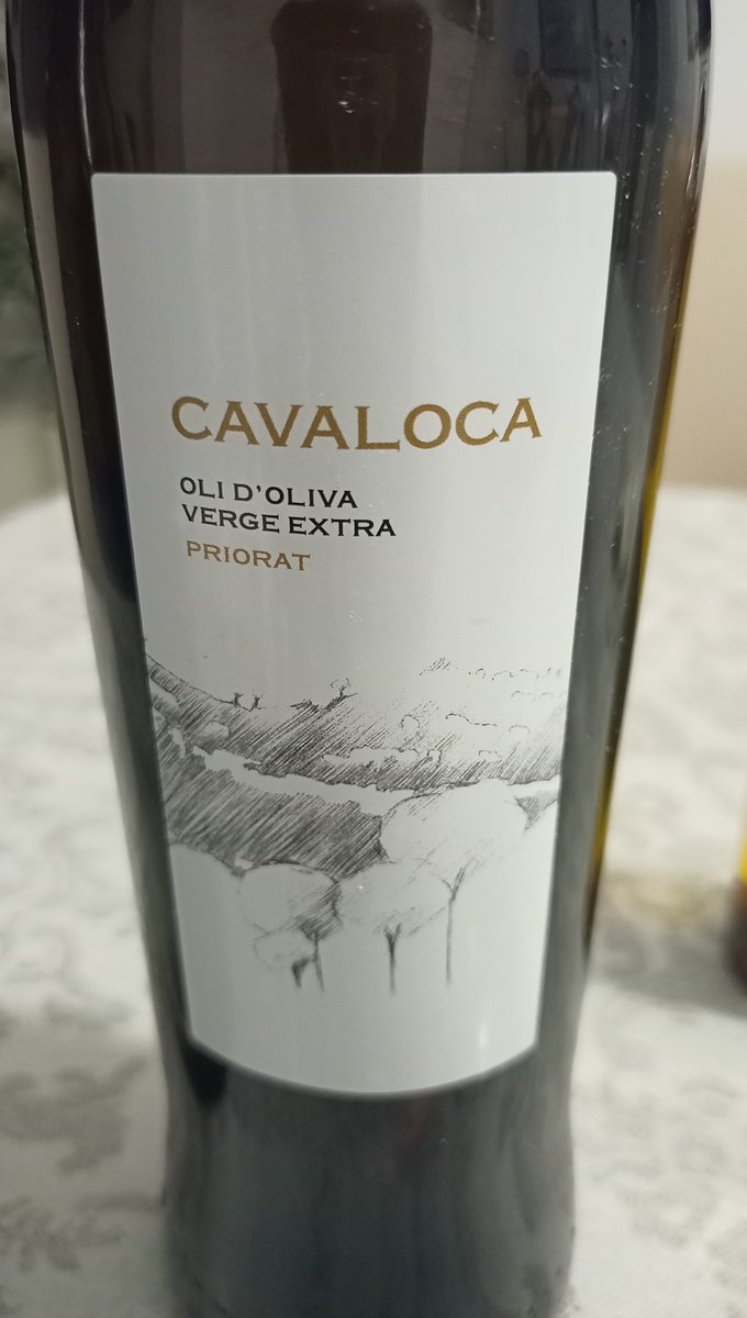 eljordicast's tweet photo. Un bon sopar. #Cavaloca #MiroCubells #Cabassers #Priorat https://t.co/SpHAnd2cL4