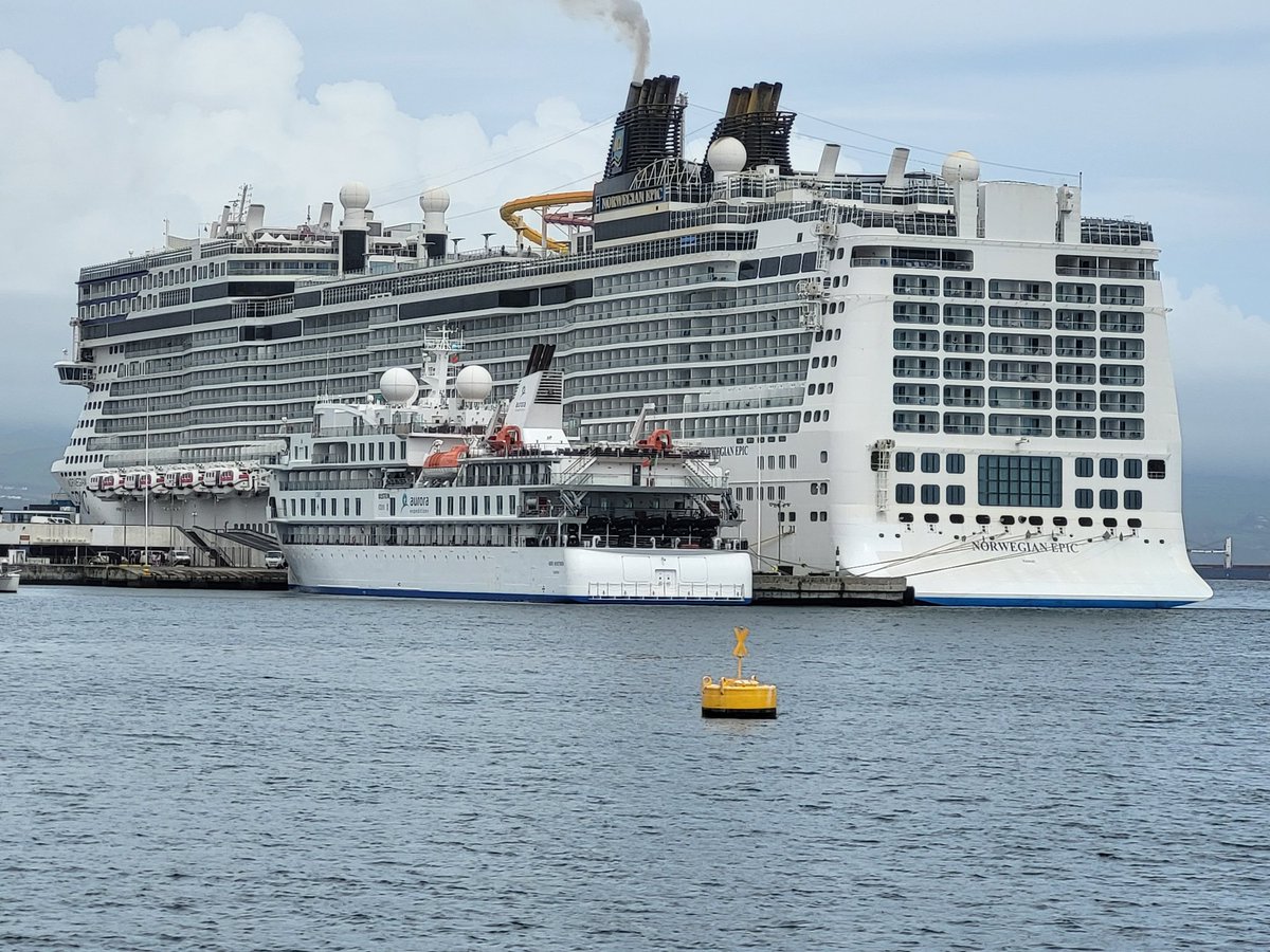RobSmyth8's tweet photo. Over 4000 people from this  boat from NYC invade Ponta Delgata for half a day.  Not my idea of fun. https://t.co/z4Ae59Ze77