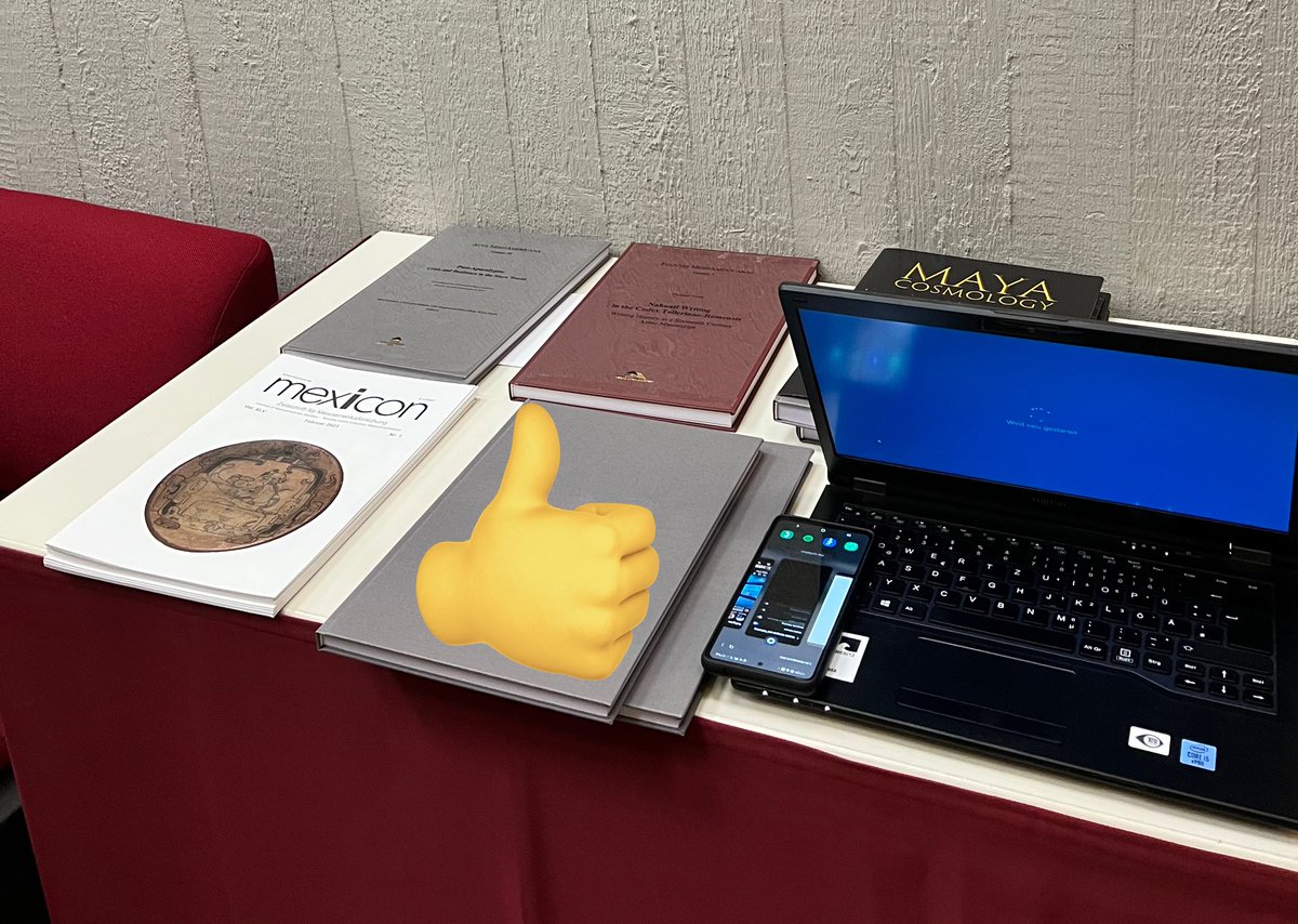whynotmuseums's tweet photo. Natürlich gab‘s auf der #mesotagung auch einen Büchertisch mit unserem @mexicon_journal @IAI_Bibliothek @humboldtforum https://t.co/bvgu86VDF2
