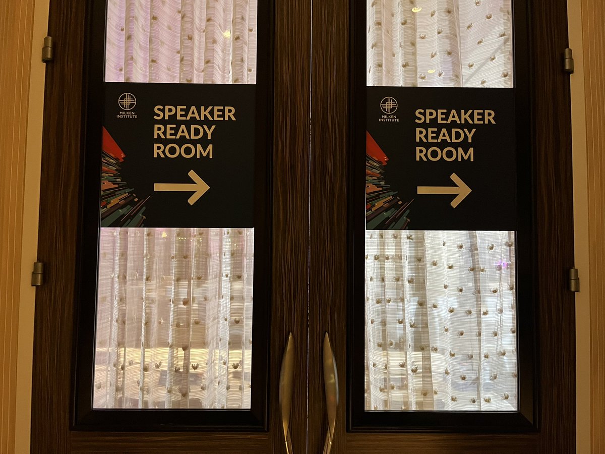 CurtisSChin's tweet image. #USA 🇺🇸 #LA 🌴

Slowly &amp;amp; surely, the @beverlyhilton—long the home of the iconic @goldenglobes ceremony &amp;amp; the @MilkenInstitute Global Conference—is once again being transformed.

#goodtobeback #beverlyhilton #miglobal #goldenglobes 

#LIVESTREAM schedule 👉 milkeninstitute.org/events/global-…