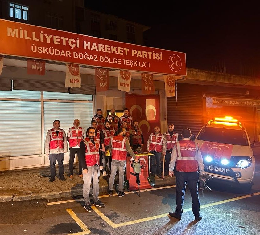 sedathun's tweet photo. 6 Şubat 2023 tarihinde gerçekleşen deprem felaketinden sonra MHP Üsküdar İlçe Başkanlığı olarak muhtemel bir depreme hazırlık çalışmaları kapsamında
 Boğaz Bölge Teşkilatımız  bütün alet ve edevatlarıyla hazırlanmaktadır
@MHP_Bilgi  
@sertel_selim 
@hakanaslan1968 
@NaimOzcetekin https://t.co/FN8J2XGnTE