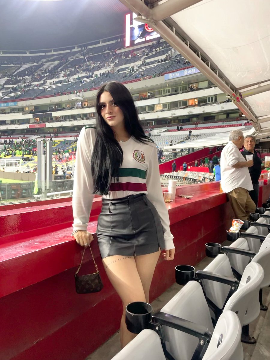 🖤