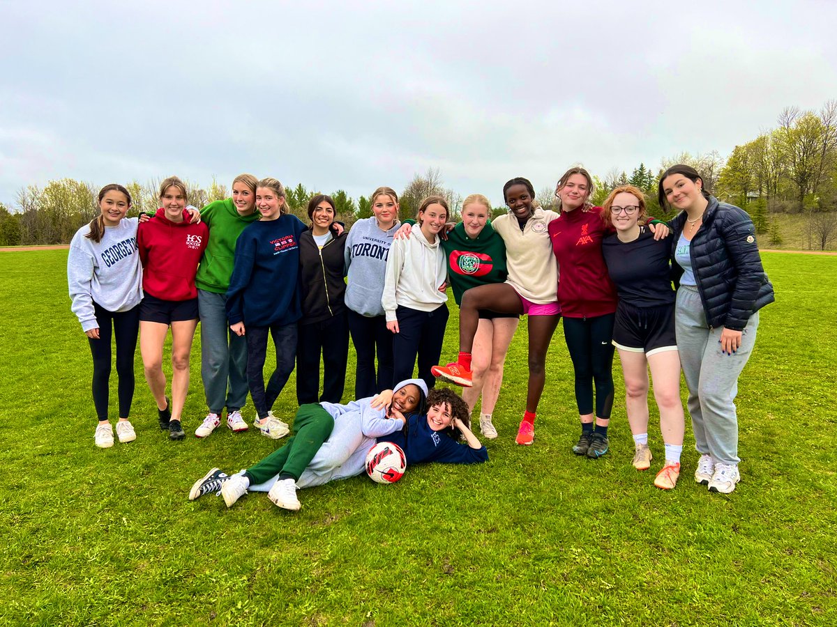 MsVConfesor's tweet photo. Breaking my Twitter hiatus to share how much I love seeing our students playing in their house soccer league. This student-led “tradition” started during COVID and has carried on until now. What a great way to get outside and build community!⚽️ #FootballisLife

@LakefieldCS https://t.co/gTdJJ1zpjs