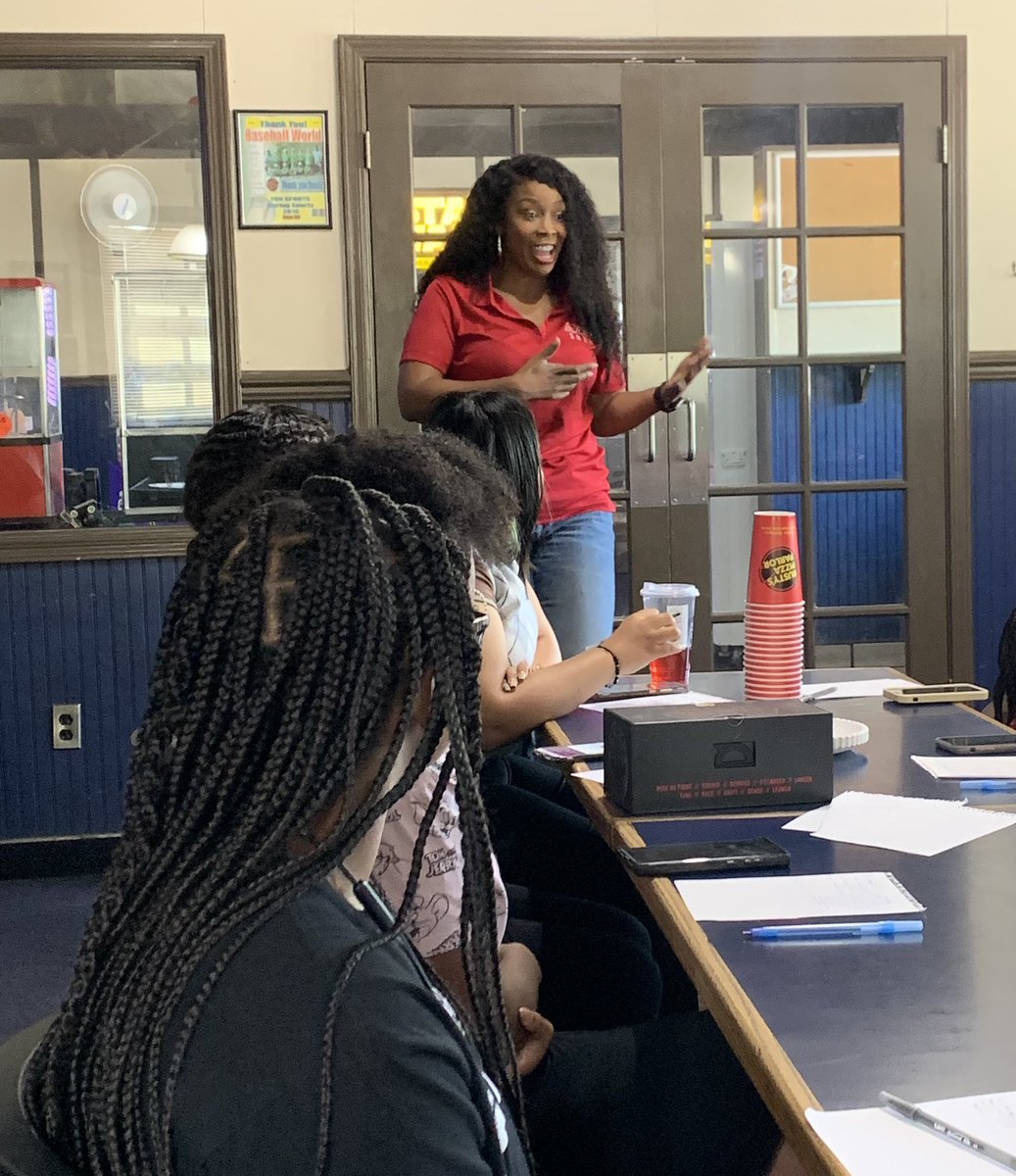 DSTBakersfield's tweet image. We hosted a successful Delta GEMS workshop! Today’s session was titled “Financial Literacy and You”. Special thanks to Carrie for facilitating. Thank you Rusty’s Pizza, all the volunteers and participants for your contributions. Our next workshop is May 27th. #DeltaGEMS