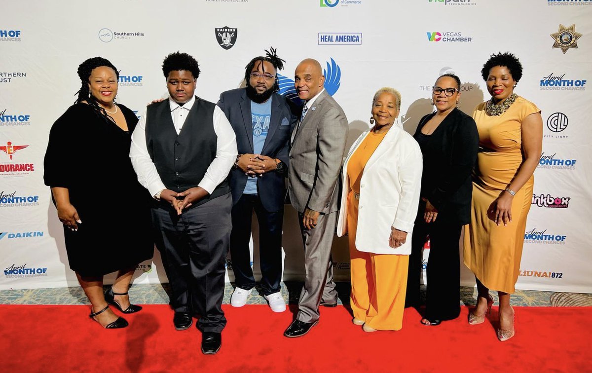 Heal America (@joinhealamerica) on Twitter photo We had a great time celebrating <a href="/JonDPonder/">Jon D. Ponder</a> <a href="/hope4prisoners1/">HOPE for Prisoners</a> work at their Night of Second Chances alongside Changemaker <a href="/antongspeaks/">antongSpeaks</a>❗
It was a beautiful event celebrating the importance of #secondchances. 💙 Who's your second chance hero? Share with us below 👇🏿 We had a great time celebrating <a href="/JonDPonder/">Jon D. Ponder</a> <a href="/hope4prisoners1/">HOPE for Prisoners</a> work at their Night of Second Chances alongside Changemaker <a href="/antongspeaks/">antongSpeaks</a>❗
It was a beautiful event celebrating the importance of #secondchances. 💙 Who's your second chance hero? Share with us below 👇🏿