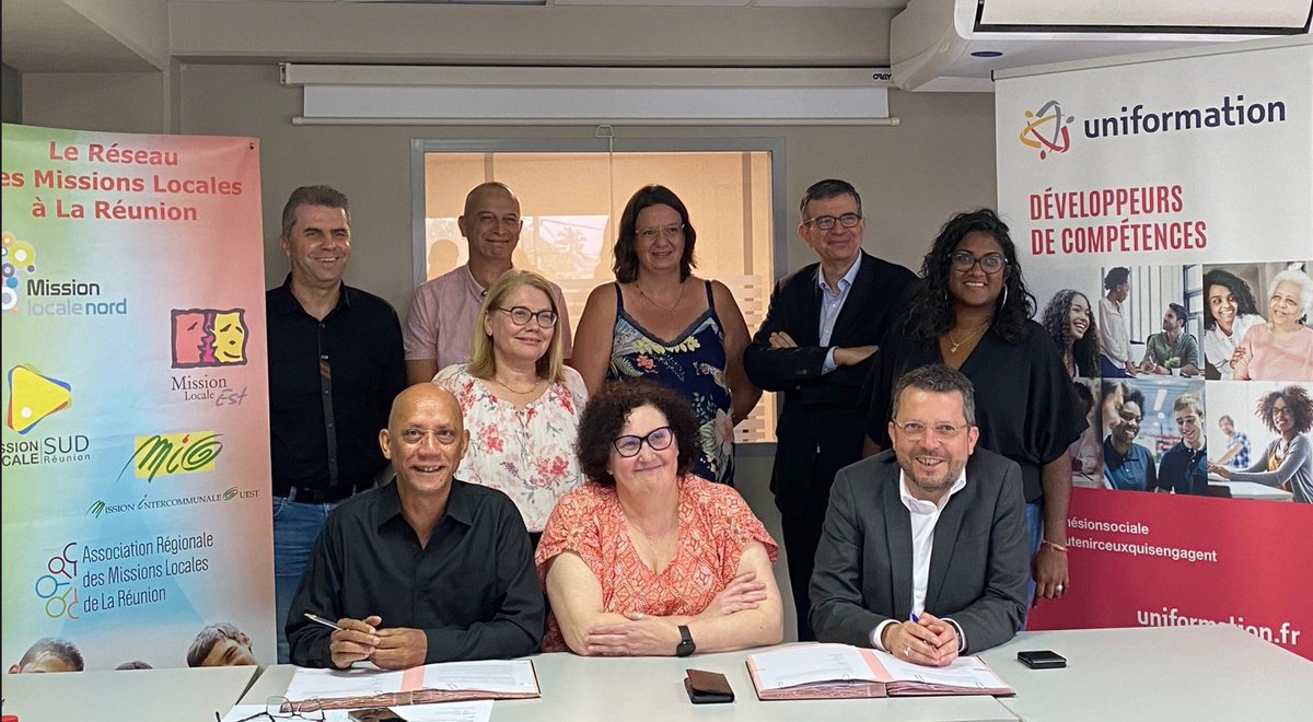 ARMLOceanIndien's tweet photo. Signature d’une convention cadre de partenariat : @ArmlReunion et @uniformation le 25 avril 2023 afin de développer la découverte des métiers auprès des jeunes des Missions Locales de La Réunion, renforcer les opportunités d’emploi et alternance(apprentissage, contrat GADIAMB) https://t.co/LLpi8lsbUd