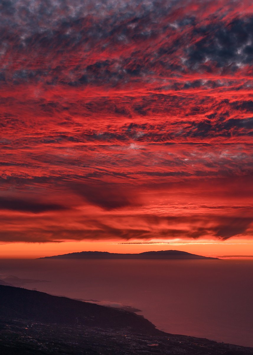 Imanolzuaznabar's tweet photo. Acabo de disfrutar en Tenerife de uno de los cielos más increíbles que he visto en muchos años 🔥 https://t.co/piTetDcNZA