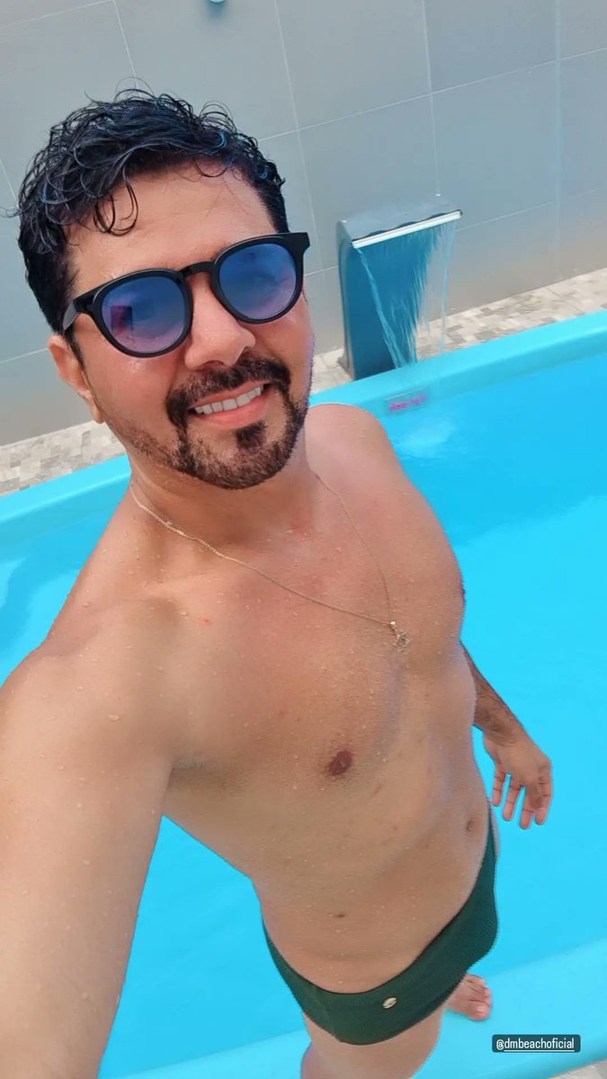 WesleyM17331063's tweet photo. Refrescar um pouco esse calor 🔥🔥🔥 https://t.co/A2AMTxiZKs