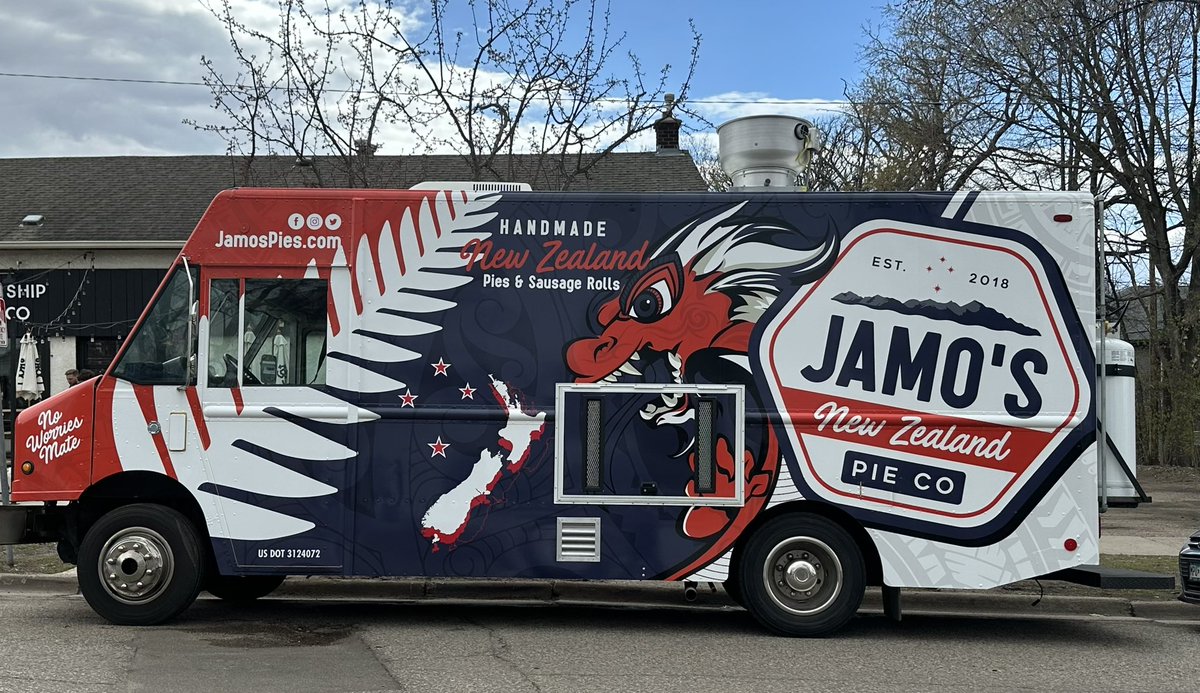 Jamo's New Zealand Pie Co tweet media