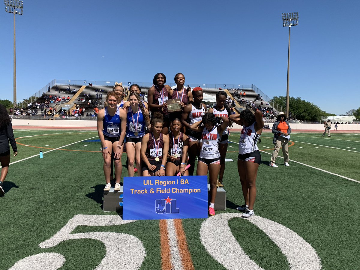 lhscc_track's tweet photo. Region 1-6A 4x100 Champions! 🥇@tea_harlin23 @paisliea1 @bre_harlin1 @sydnee_wilson11 @lewisvillestuco @LewisvilleHS https://t.co/2jiR7FI728