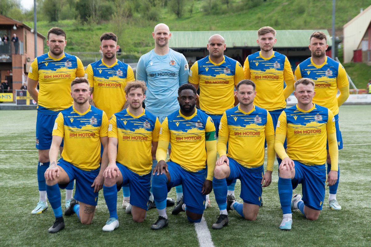 BarryTownUnited's tweet photo. And that's a wrap 💛💙

What a season... 

🏆🏆🏆🥇🥇🥇 https://t.co/YXEHj7fNlV