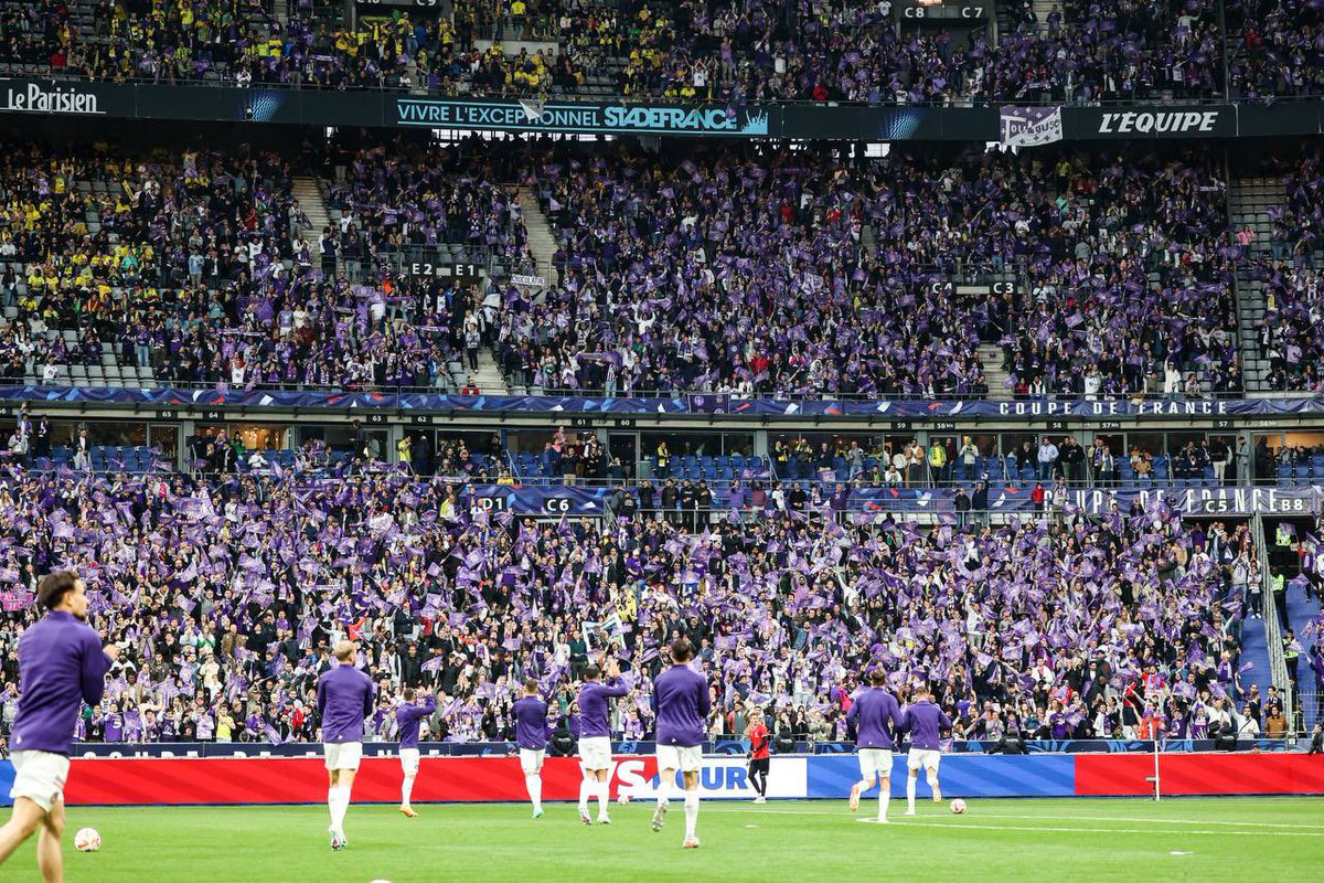 💜🤍 66 ans après : debout, toujours ! 
Félicitations @ToulouseFC pour cette incroyable victoire ! #CoupeDeFrance #DeboutToujours