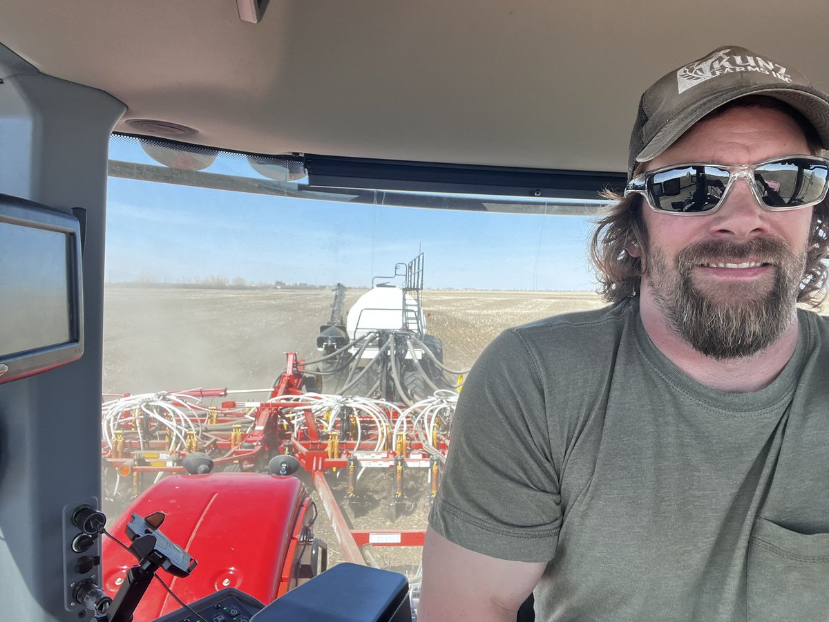 patkunz's tweet photo. #plant23 is upon us. Day 1. https://t.co/1aXeJVk6pc
