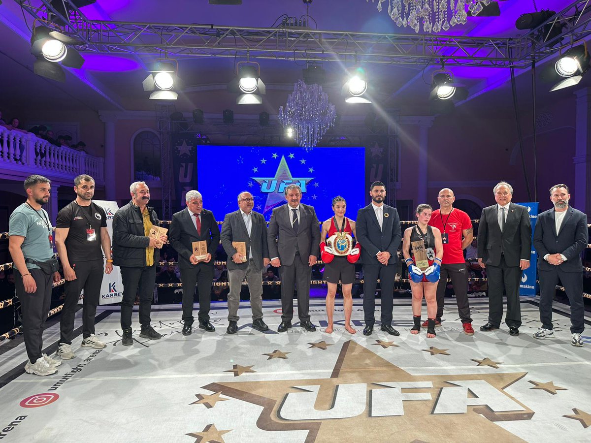 Sporcumuz Erivan Barut, Kick Boks Wako Dünya Şampiyonası Kemer Maçında Portekizli rakibini eledi. 

Sporcumuzu kutluyor, başarılarının devamını diliyoruz.
