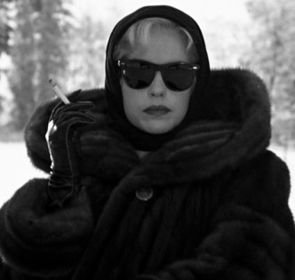blondenocturne's tweet photo. nina hoss as carol aird: a vibey thread https://t.co/1Q4BvtrZnx