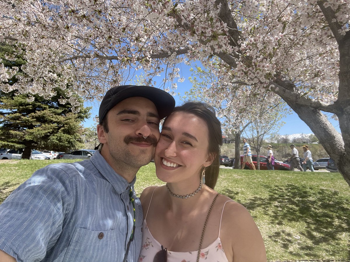 jeezalli's tweet photo. LOOK AT US HES SO CUTE 🤩 he told me to look cute for a surprise and took me to the cherry blossom tunnel 🥹🫶🏻 https://t.co/X35q2lYi45
