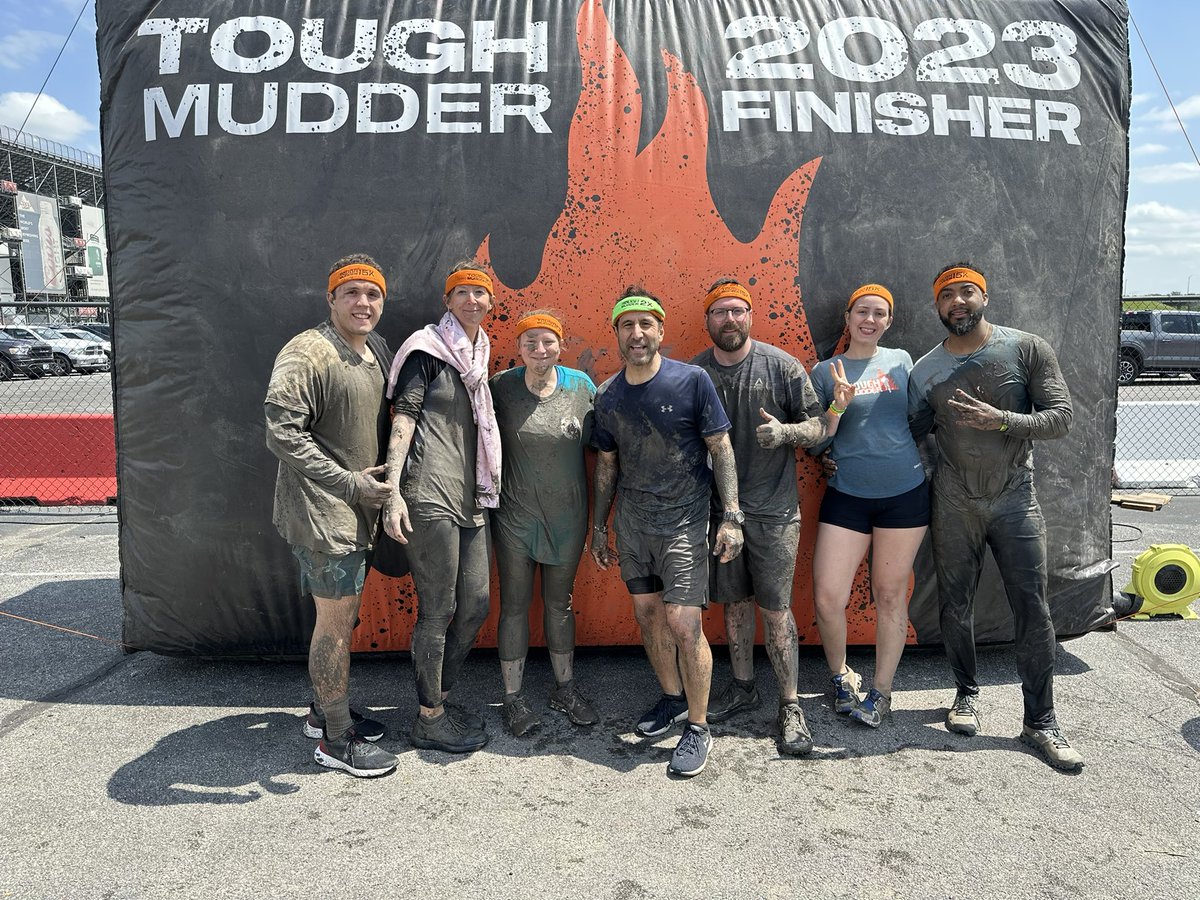 kels225's tweet photo. Little before and after from the tough mudder this morning💪🏼 https://t.co/Kv9IWByGj7