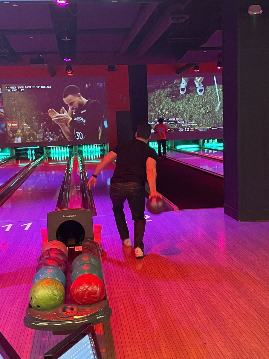 UpstateRad's tweet photo. Everyone loves a little bit of bowling! (Ft special appearance by our former chief @NSalastekar) https://t.co/BrycmLmJiz