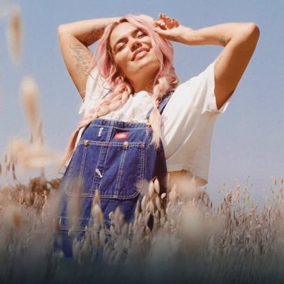 LizhetPerdomo2's tweet photo. #NuevaFotoDePerfil https://t.co/BiXYcAzzqA