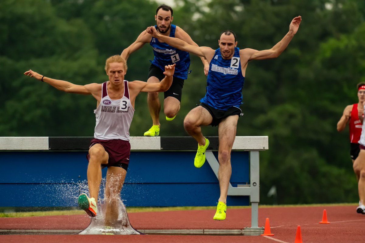 Memphis Invitational | M 3000m Steeplechase   

The twins own the steeple! Zachary takes first and Tate gets third with a personal record!   

🥇 Zachary - 8:55.51
🥉 Tate - 8:56.92, PR