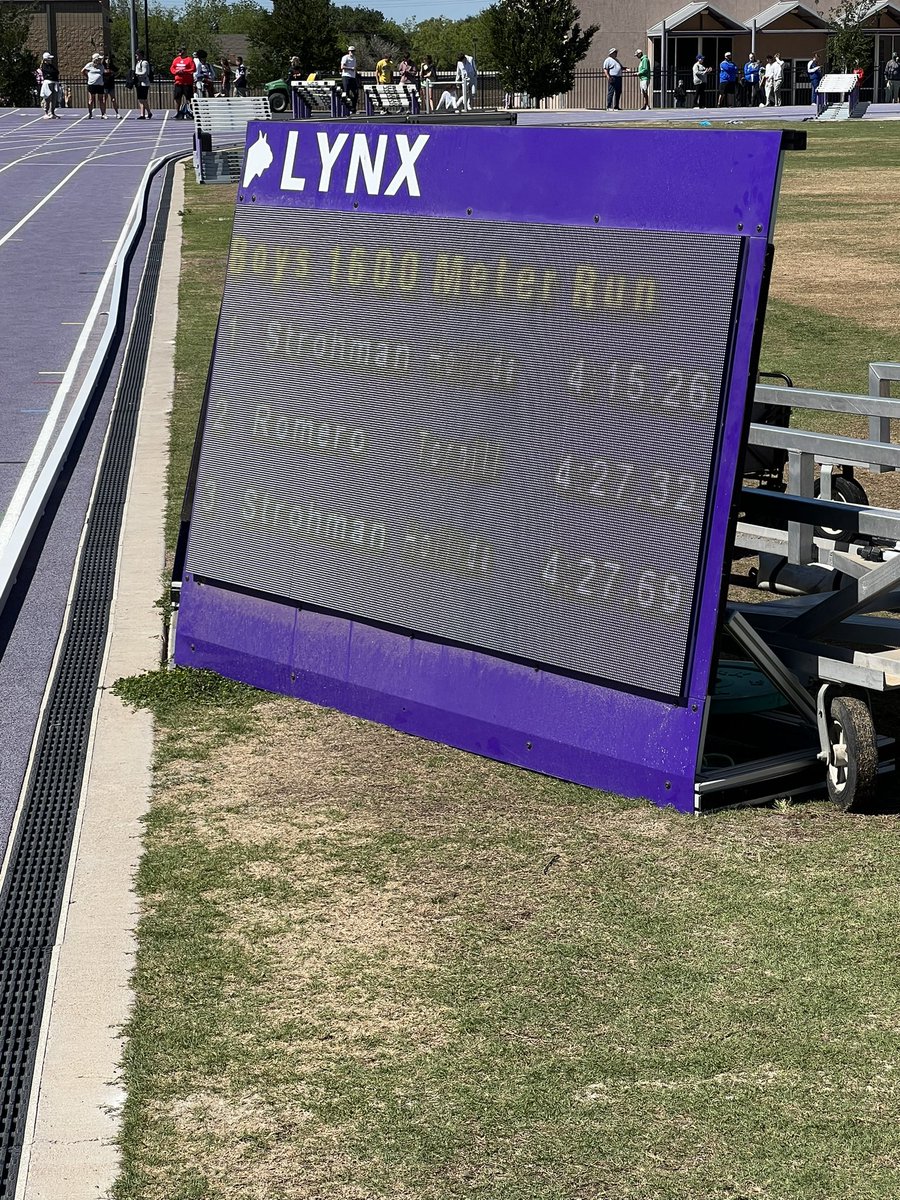 🚨BIG CONGRATULATIONS! to Daniel Romero @DanielR16891751 in Qualifying to the State Track meet as he comes in 2nd place in the 1600m race at 3A Regional Meet! Let Go! @rvegab_TISD @AOlvera_TISD @TornilloISD @ColinDeaverTV @Fchavezeptimes