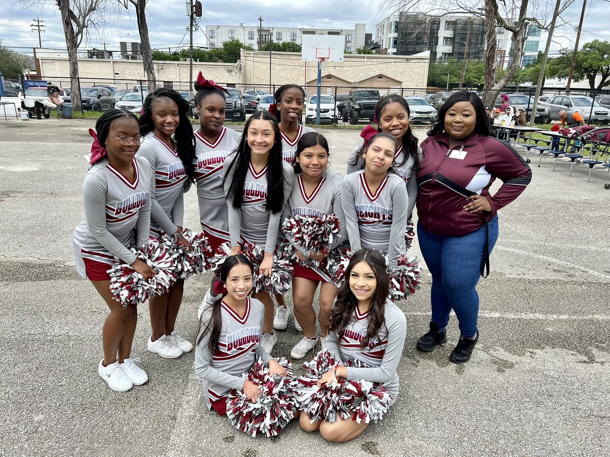 Thank You to the Heights HS Cheer Team and their Director for appearing today at our Spring Thing Event!! 

#HISDMagnet23 #HISDChoice #MagnetHISD #AHMS🔵⚪️ <a href="/ghostofheights/">Heights High School</a> <a href="/HoustonISD/">Houston ISD</a> <a href="/MrsAguasTweets/">Tricia N. Aguas</a> <a href="/Heights_PTO/">Heights High School PTO</a> <a href="/petecarter3/">Erika Carter</a> <a href="/HoustonISD/">Houston ISD</a> <a href="/DeJonnette/">DeJonnette Childress</a> <a href="/HHScheer1/">Heights Cheerleaders</a>