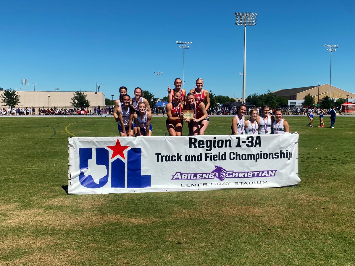 𝗔𝗨𝗦𝗧𝗜𝗡 𝗕𝗢𝗨𝗡𝗗

4x400m Relay: 

🥈 Hailey Holder, Chloe Churchill, Kate Taylor, &amp; Chloe Carroll