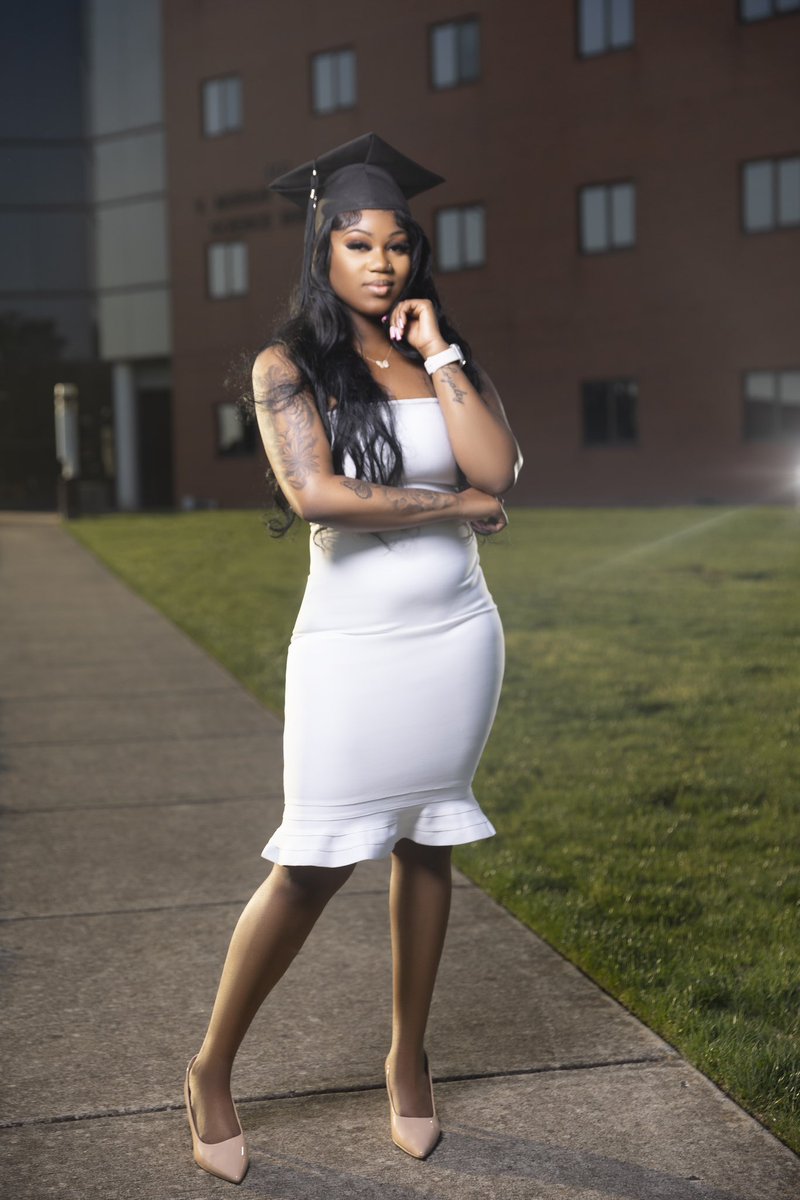 kayylaflame's tweet image. Jeremiah 29:11: “For I know the plans I have for you declares the lord, plans to prosper you and not to harm you, plans to give you hope and a future” 
Bachelor of Biology✅
Merit scholarship recipient✅
Honor roll 4x✅
Dean’s List✅
NSLS✅  
#aamu23