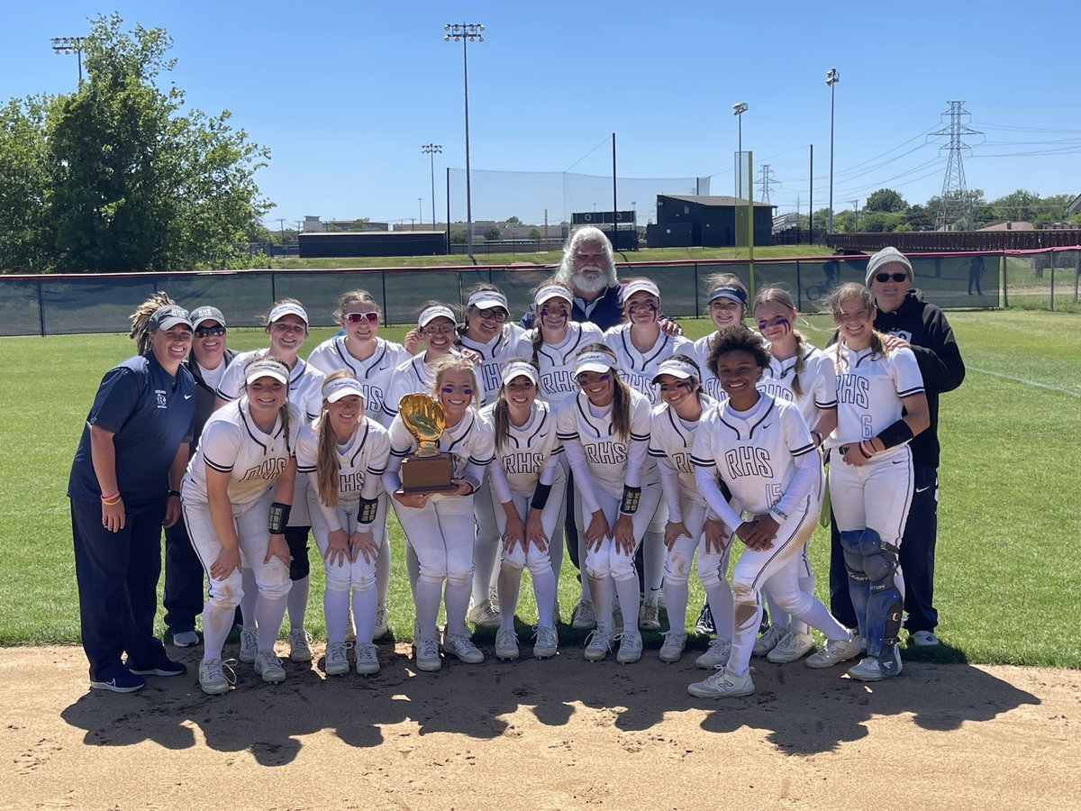 Richland Softball tweet media