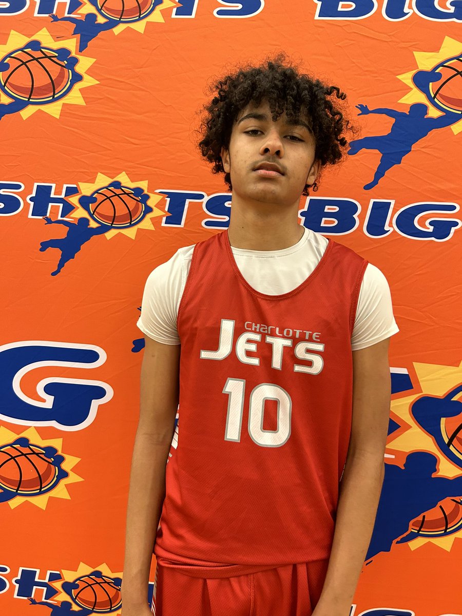 BigShotsGlobal's tweet photo. #BIGSHOTS #MBJamLive

17U Gold

3DI Athletics- 76
Johnathan Pang 39
Denis Tamnou 13

NC Jets- 56
Isaiah White 14
Anderson Skelton 11 https://t.co/9KxhazKdKx