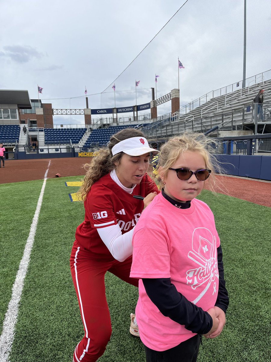Western Softball tweet media